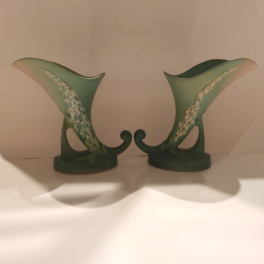 Roseville Pottery USA #164-8 Vintage 1940's Green Cornucopia Foxglove Vase Qty 2